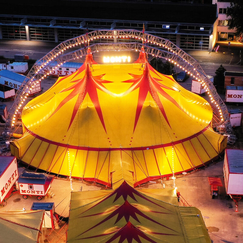 circuszelt01_30m_bm